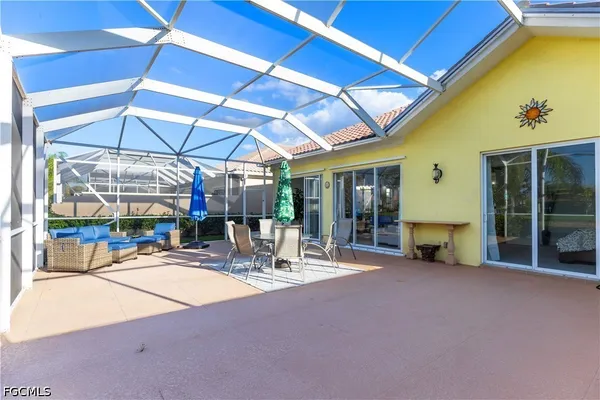 $659,990 | 7983 Valentina Court, Naples, FL 34114