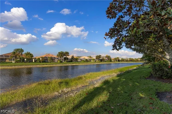 $659,990 | 7983 Valentina Court, Naples, FL 34114