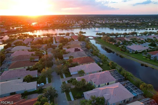 $659,990 | 7983 Valentina Court, Naples, FL 34114