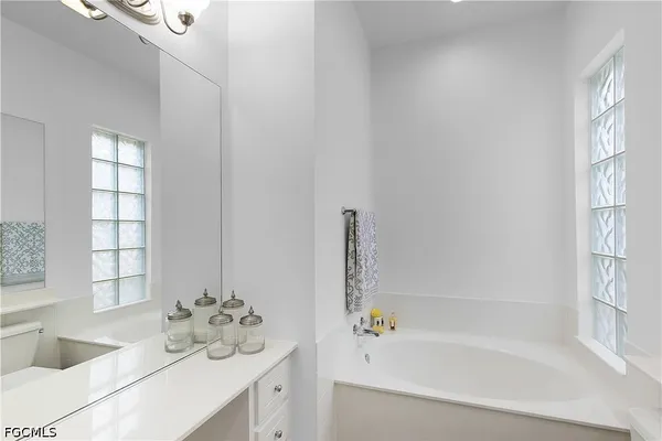 $659,990 | 7983 Valentina Court, Naples, FL 34114