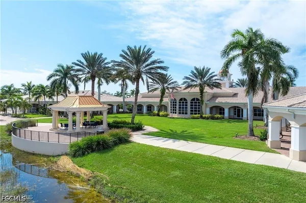 $659,990 | 7983 Valentina Court, Naples, FL 34114