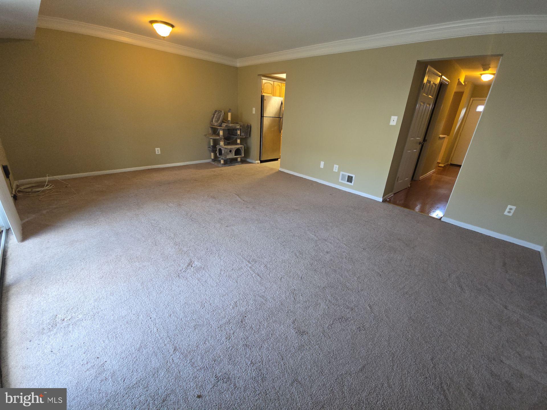 2115 Mager Drive Herndon, VA 20170 - Photo 23 of 41 a view of a room with gym equipment and mirror