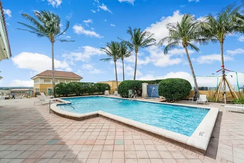 $665,000 | 403 South Sapodilla Avenue, Unit 511, West Palm Beach, FL 33401