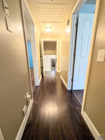 $187,900 | 619 Elmwood Lane, Burlington, KS 66839