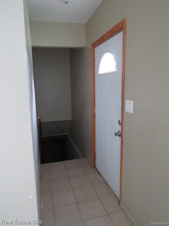 9457 Chamberlain Street Romulus, MI 48174 - Photo 17 of 20