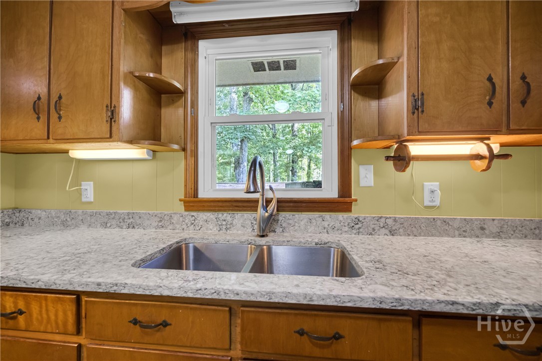 644 Virginia Lane Hull, GA 30646 - Photo 15 of 49