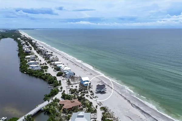 $1,050,000 | 8 Adele Way, Placida, FL 33946