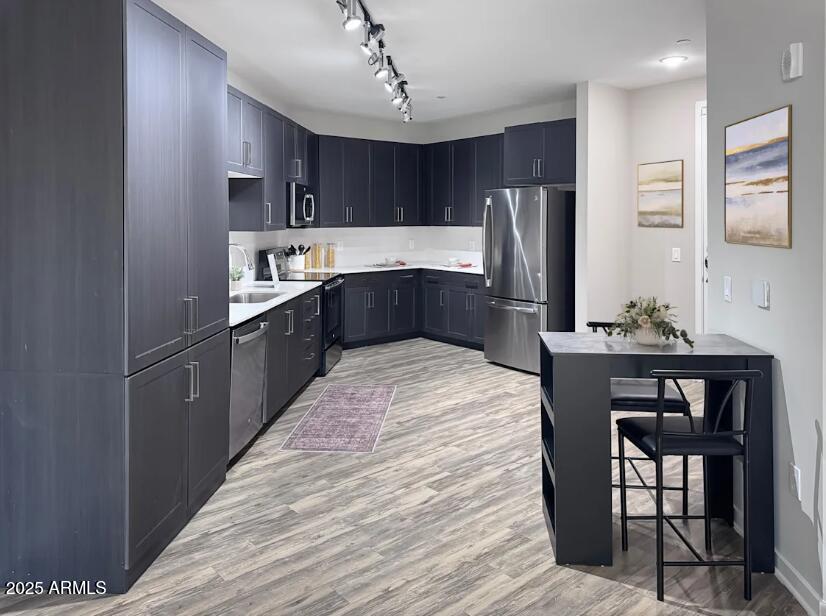 4949 North 7th Street, Unit A5 Phoenix, AZ 85014 - Photo 2 of 16 Kitchen