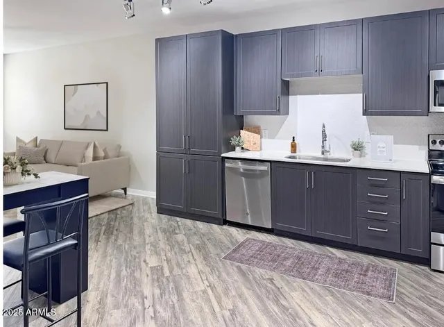 $1,655 | 4949 North 7th Street, Unit A5, Phoenix, AZ 85014