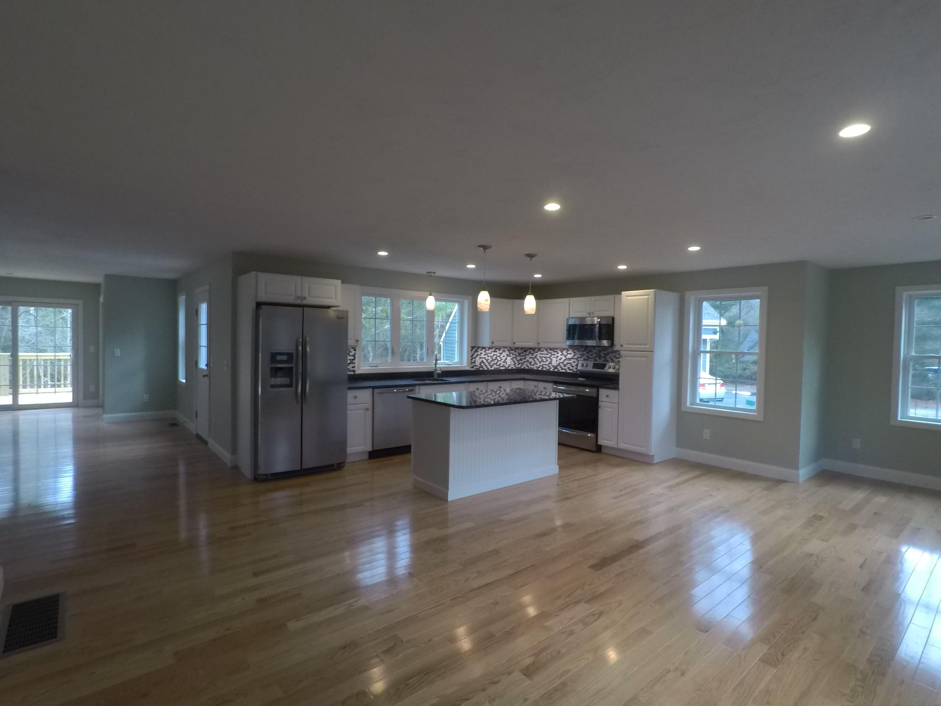 605 County Road Pocasset, MA 02559 - Photo 8 of 29 Main - Kitchen/Dining Room