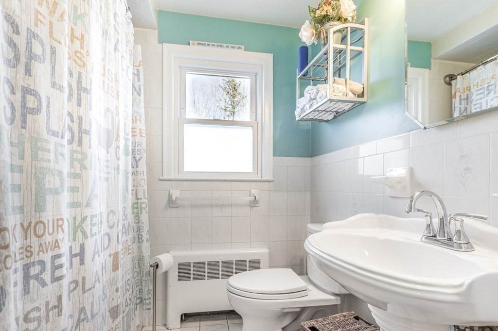 5 Daniel Road Wakefield, MA 01880 - Photo 16 of 21 Gallery Image 16