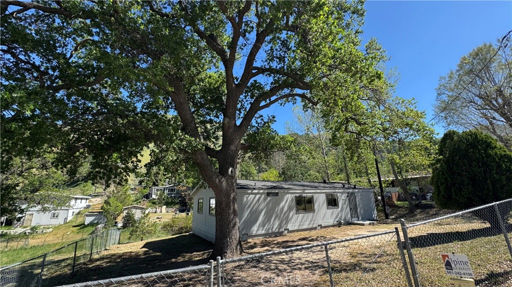 2720 Lebec Oaks Road Lebec, CA 93243 - Photo 2 of 24 a house view with a outdoor space