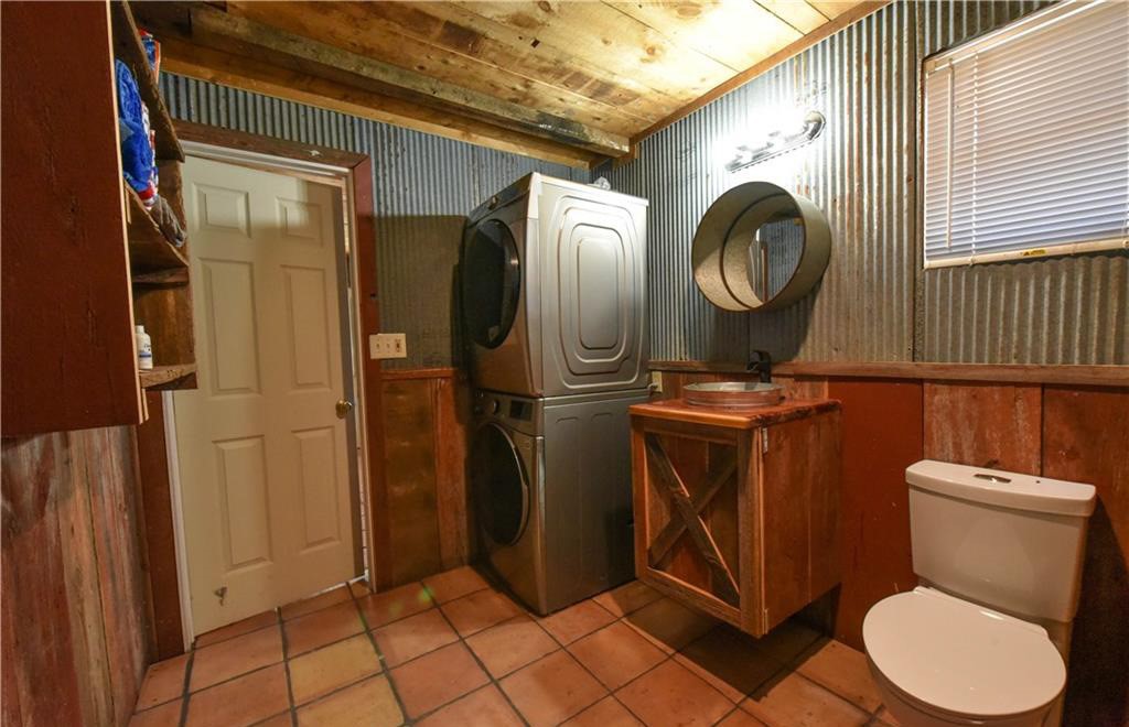 12200 Winn Road Franklin, TX 77856 - Photo 14 of 33