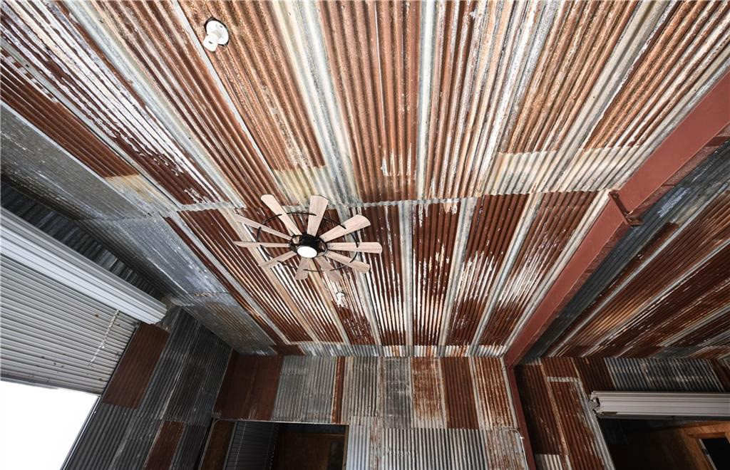 12200 Winn Road Franklin, TX 77856 - Photo 19 of 33