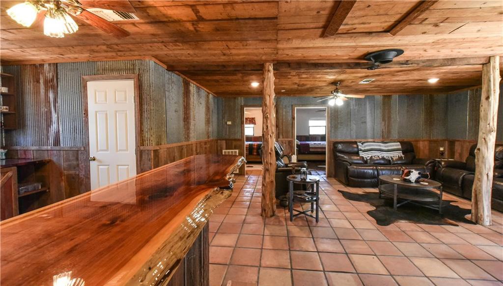 12200 Winn Road Franklin, TX 77856 - Photo 7 of 33