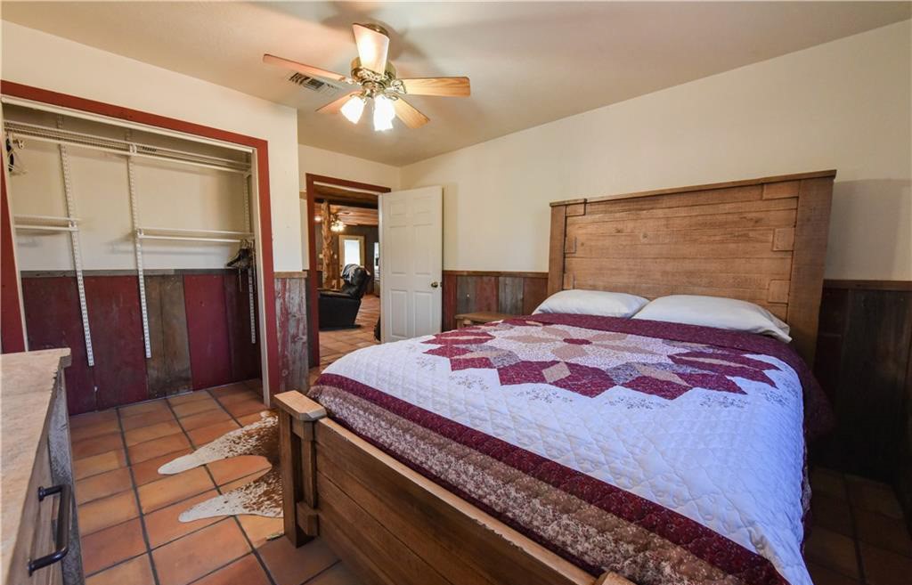 12200 Winn Road Franklin, TX 77856 - Photo 9 of 33