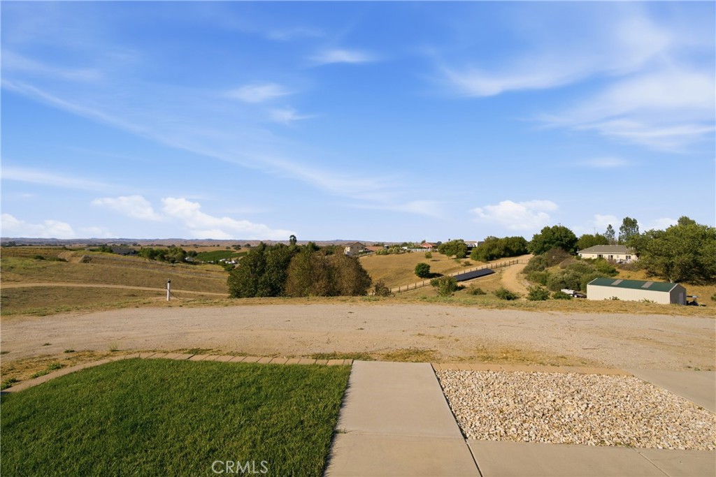 8020 Baron Way Paso Robles, CA 93446 - Photo 68 of 74