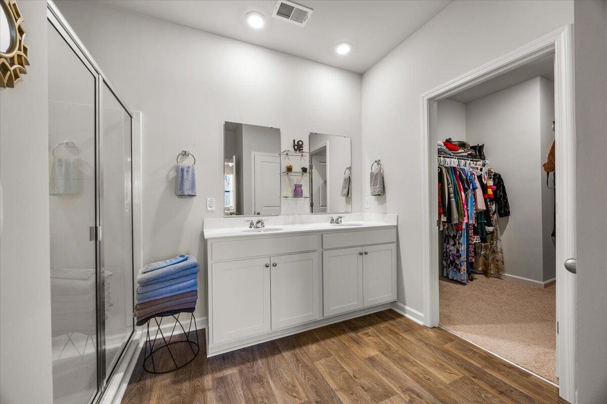 422 Cedarview Road Summerville, SC 29486 - Photo 22 of 36 Primary Ensuite