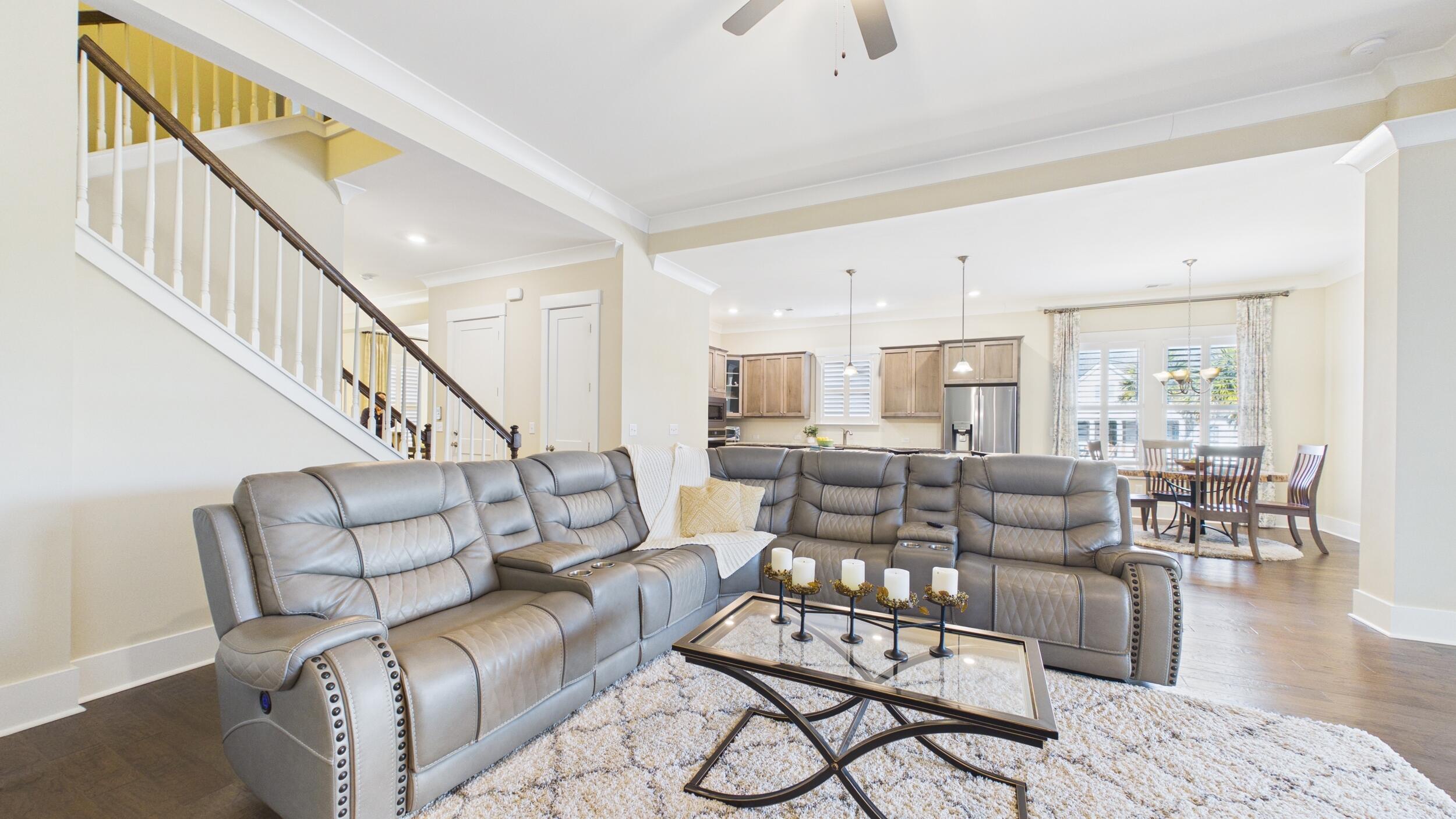 926 Cochran Street Charleston, SC 29492 - Photo 11 of 42 family room