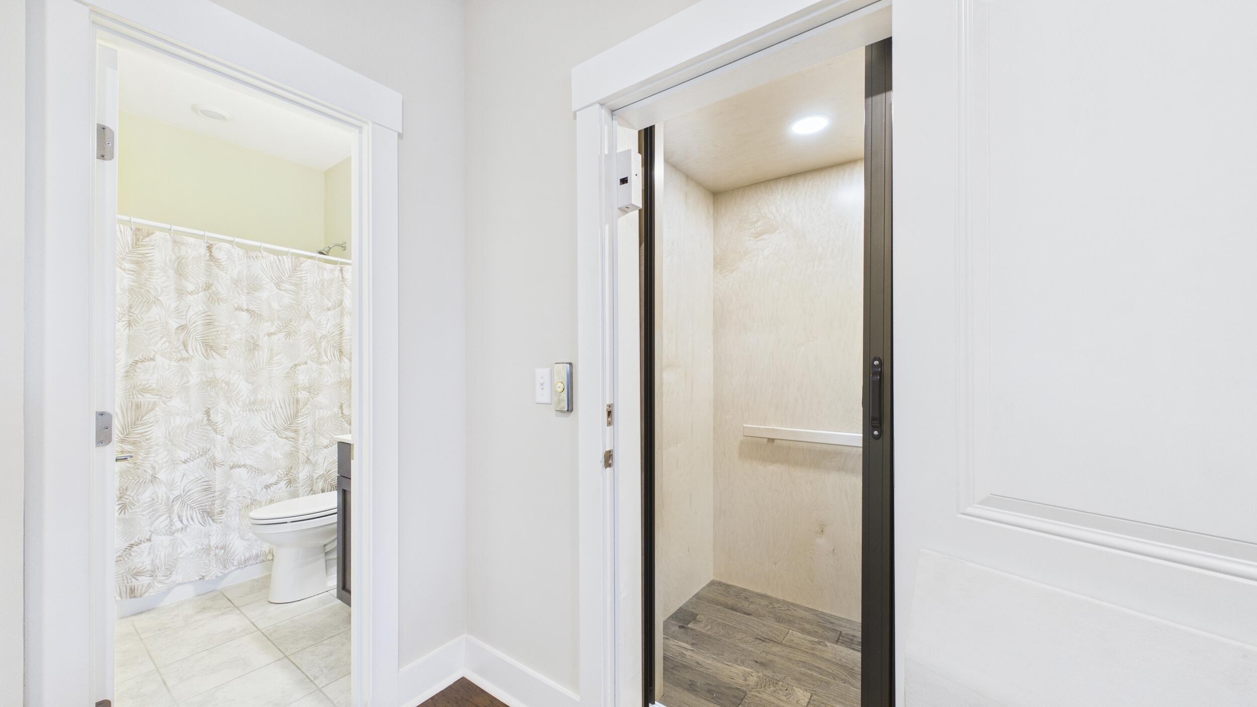 926 Cochran Street Charleston, SC 29492 - Photo 21 of 42 3-stop elevator