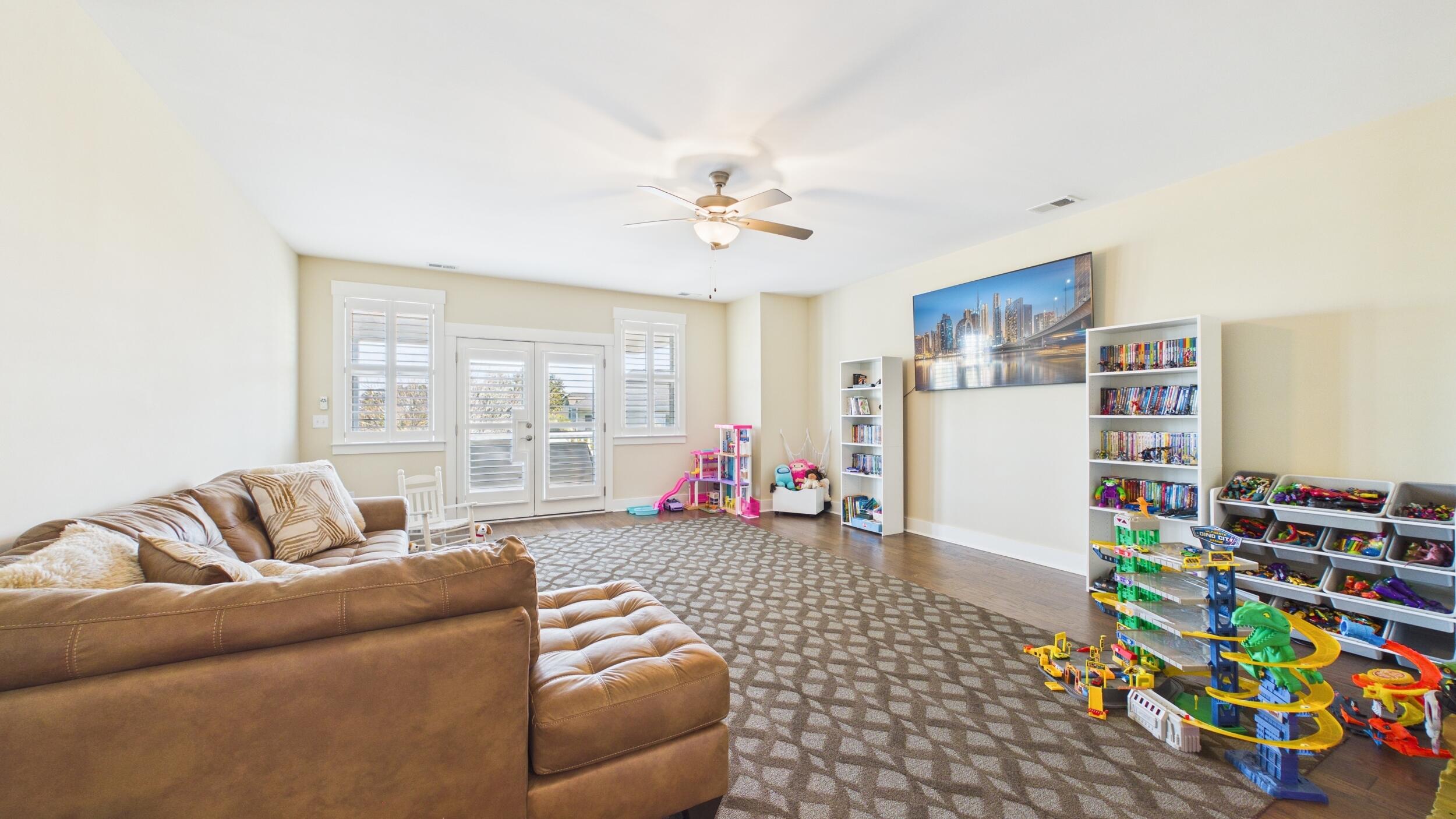 926 Cochran Street Charleston, SC 29492 - Photo 24 of 42 large bonus room