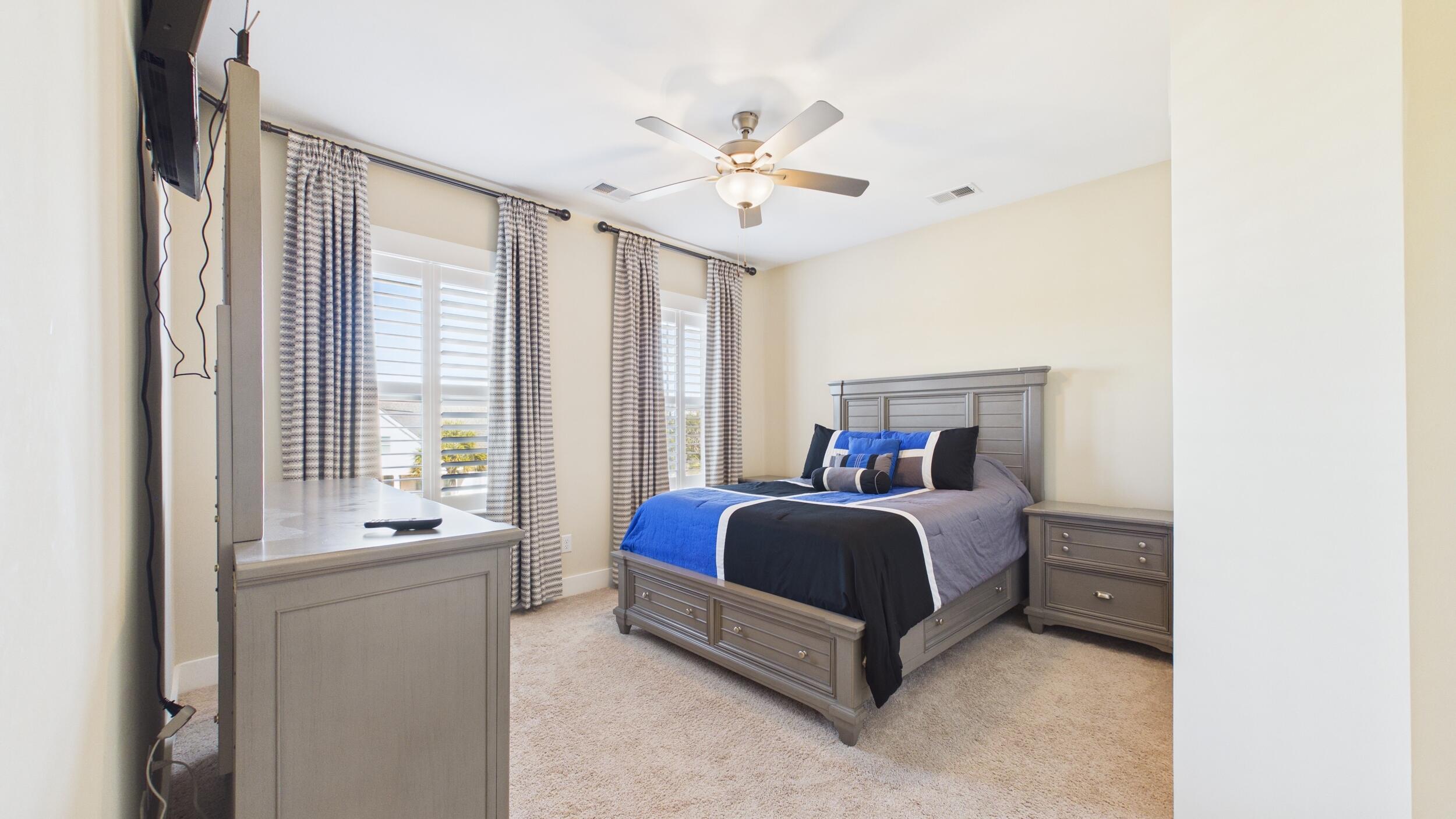 926 Cochran Street Charleston, SC 29492 - Photo 31 of 42 fourth bedroom