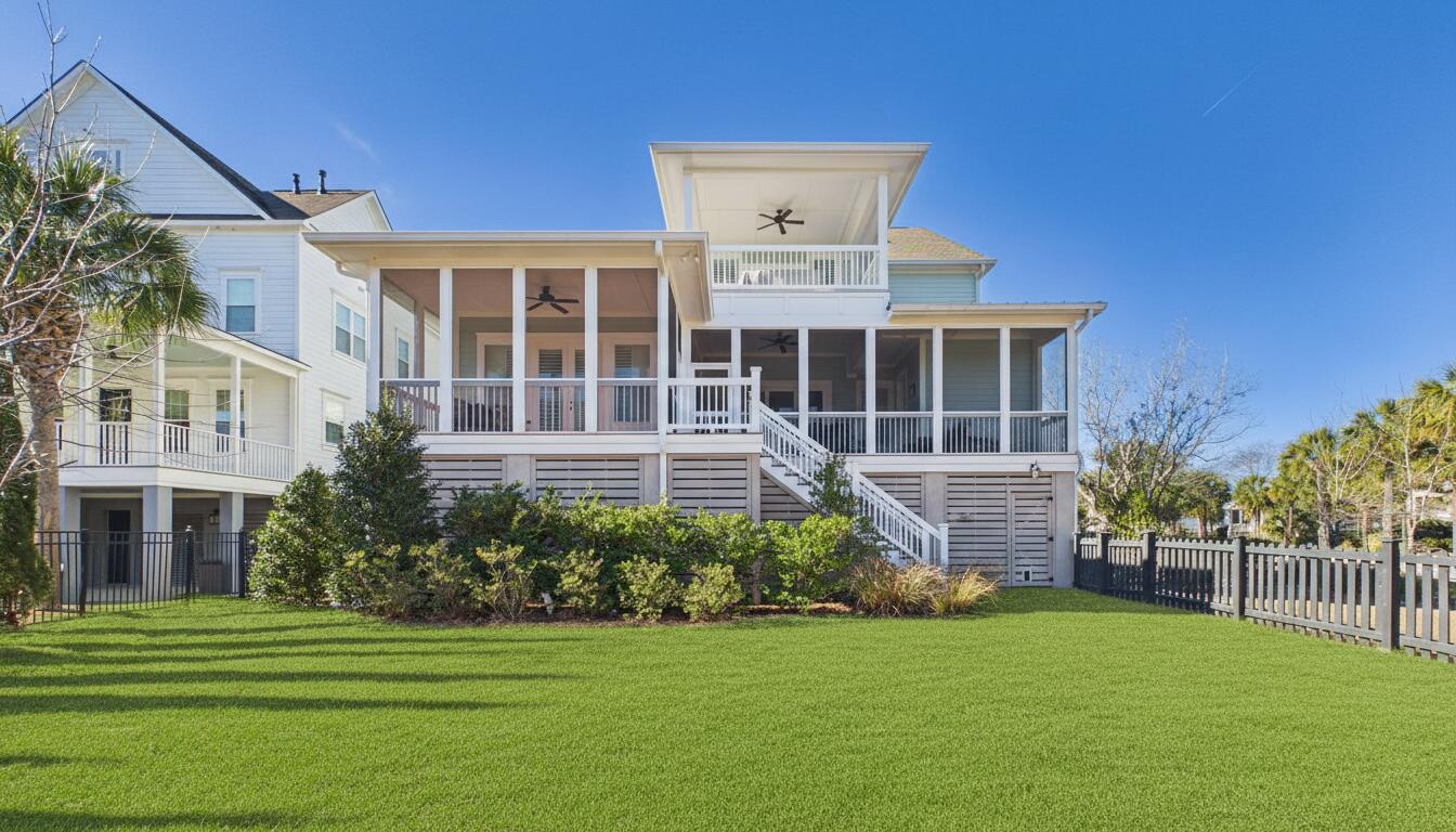 926 Cochran Street Charleston, SC 29492 - Photo 35 of 42 back of house
