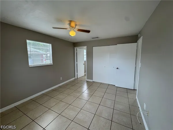$1,500 | 1112 Gifford Avenue South, Lehigh Acres, FL 33936