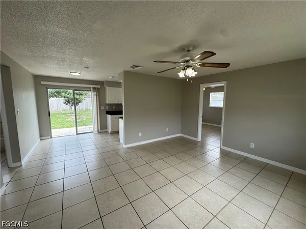 $1,500 | 1112 Gifford Avenue South, Lehigh Acres, FL 33936