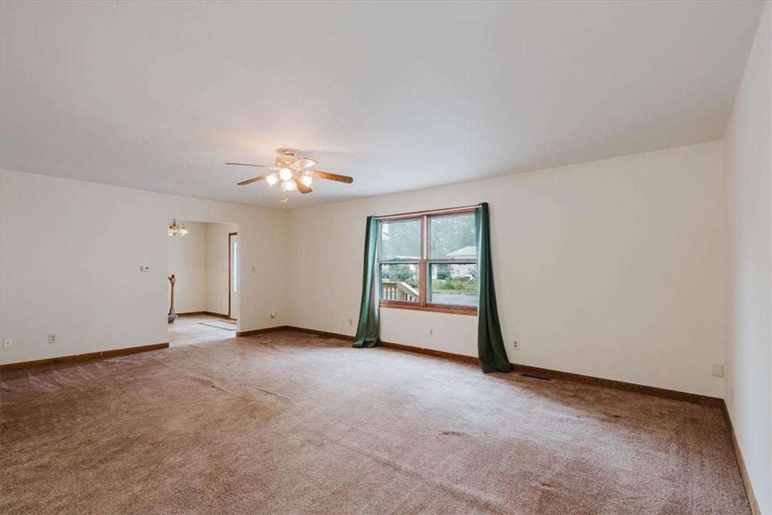 1313 West Rattan Avenue Decatur, IL 62526 - Photo 7 of 42 Gallery Image 7