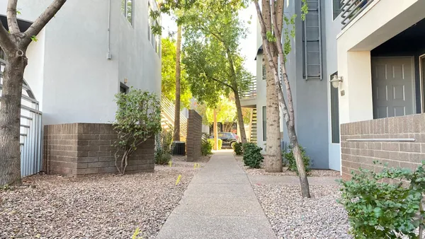 $1,349 | 3633 North 3rd Avenue, Unit 1004, Phoenix, AZ 85013