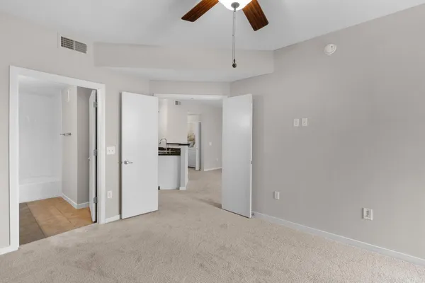 $1,349 | 3633 North 3rd Avenue, Unit 1004, Phoenix, AZ 85013