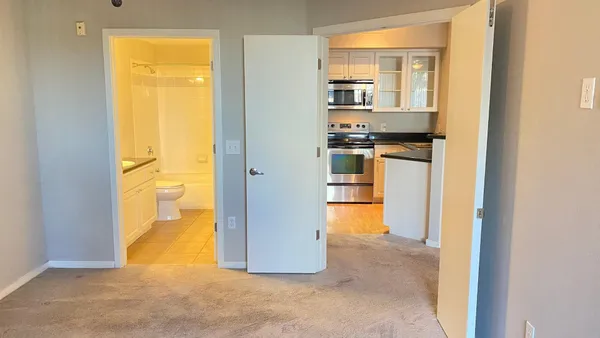 $1,349 | 3633 North 3rd Avenue, Unit 1004, Phoenix, AZ 85013