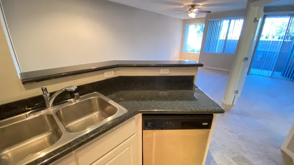 $1,349 | 3633 North 3rd Avenue, Unit 1004, Phoenix, AZ 85013