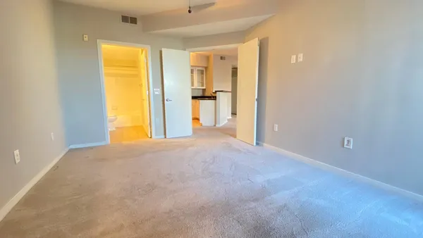$1,349 | 3633 North 3rd Avenue, Unit 1004, Phoenix, AZ 85013