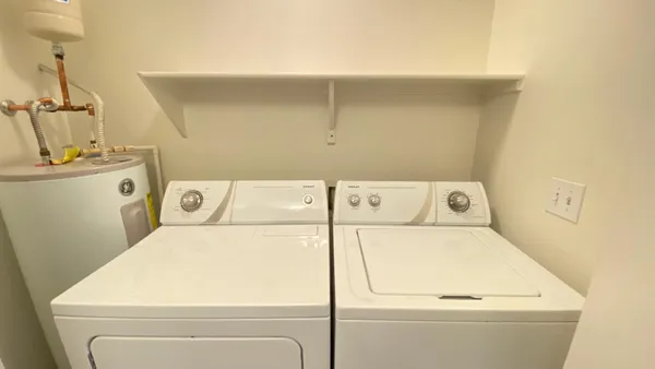 $1,349 | 3633 North 3rd Avenue, Unit 1004, Phoenix, AZ 85013