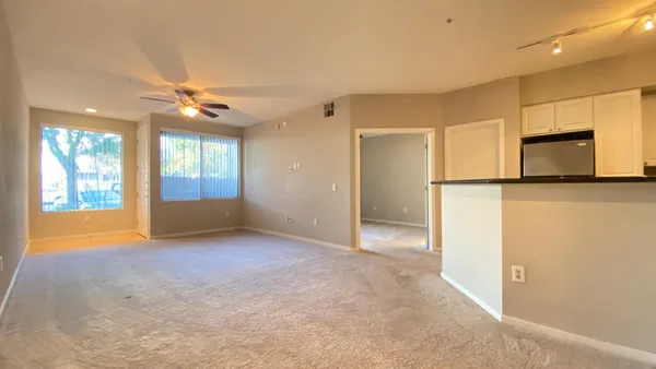 $1,349 | 3633 North 3rd Avenue, Unit 1004, Phoenix, AZ 85013