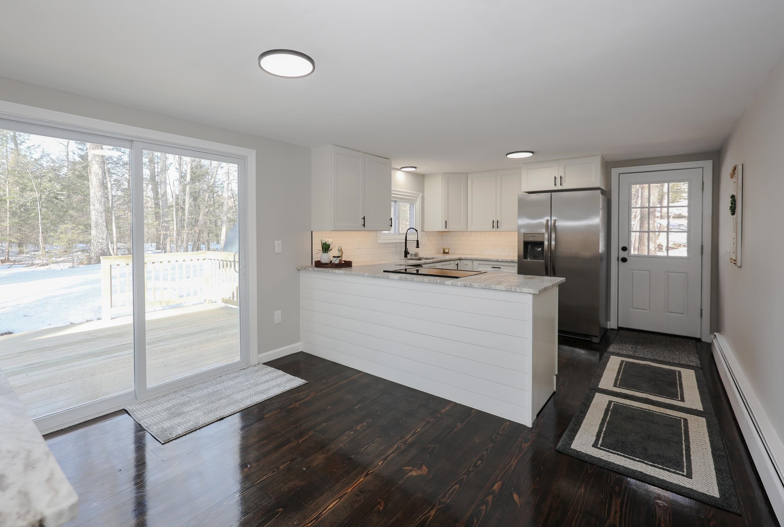 39 Hunter Drive Epping, NH 03042 - Photo 7 of 22