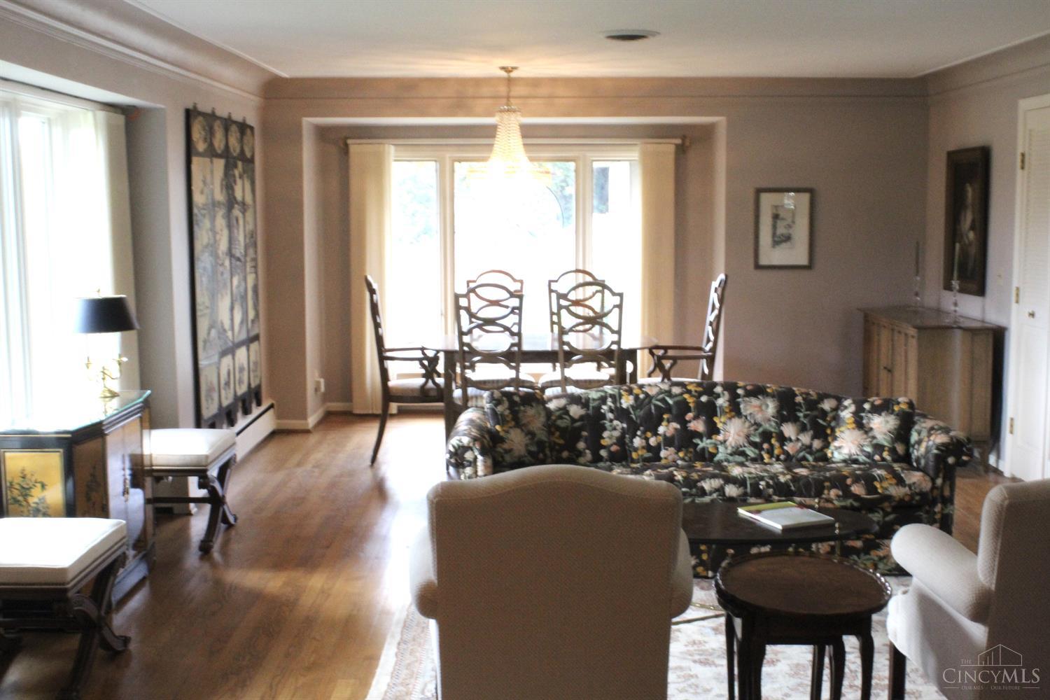3970 Hanley Road Cincinnati, OH 45247 - Photo 4 of 29