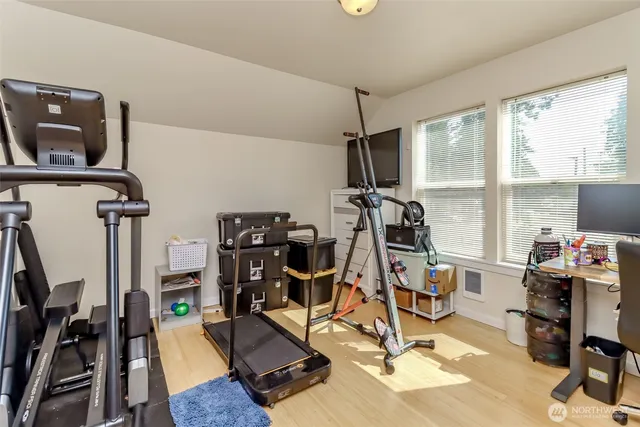 $385,999 | 8921 Commercial Street Southwest, Lakewood, WA 98498