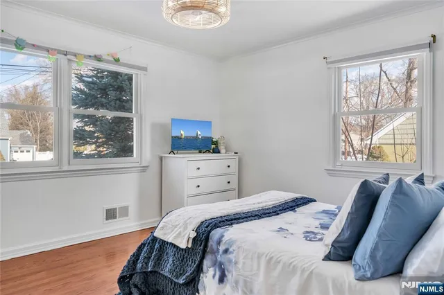 $679,000 | 520 Riverview Road, Pompton Lakes, NJ 07442