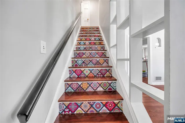 $679,000 | 520 Riverview Road, Pompton Lakes, NJ 07442