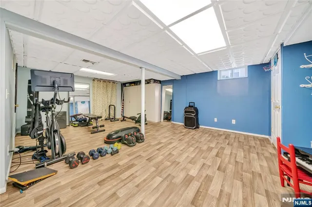 $679,000 | 520 Riverview Road, Pompton Lakes, NJ 07442