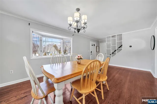 $679,000 | 520 Riverview Road, Pompton Lakes, NJ 07442