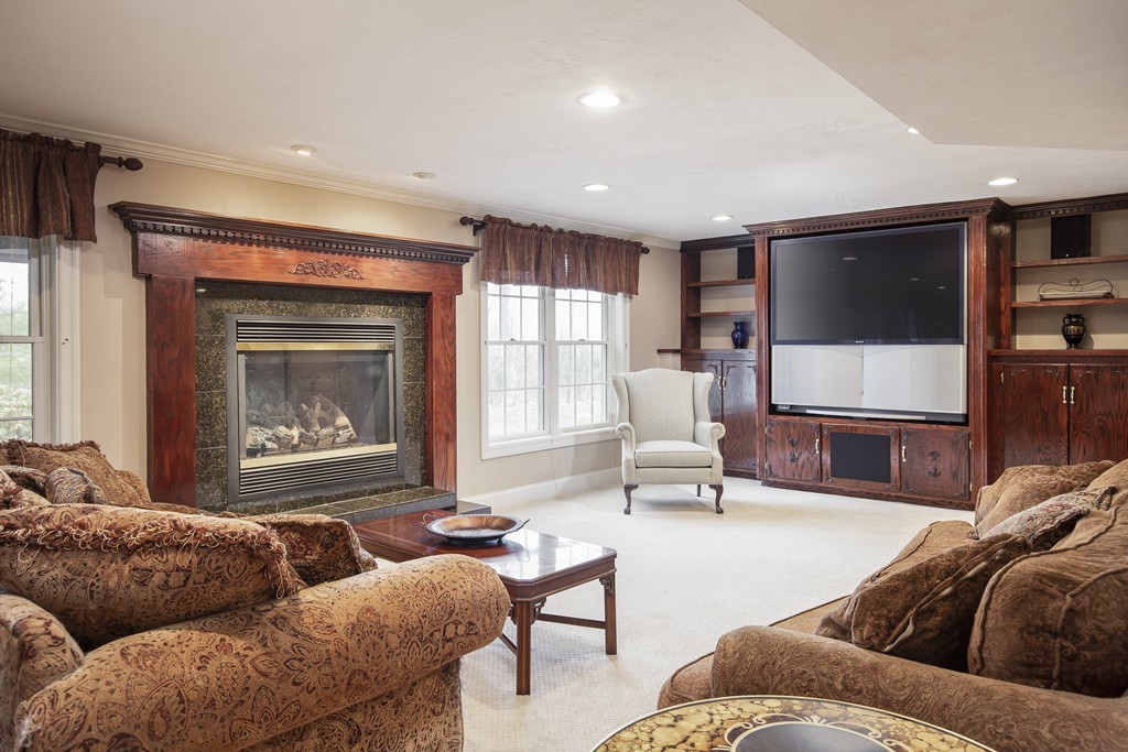 19 Greenwood Road Hopkinton, MA 01748 - Photo 23 of 30 Gallery Image 23