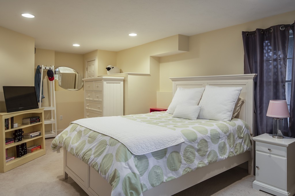 19 Greenwood Road Hopkinton, MA 01748 - Photo 25 of 30 Gallery Image 25