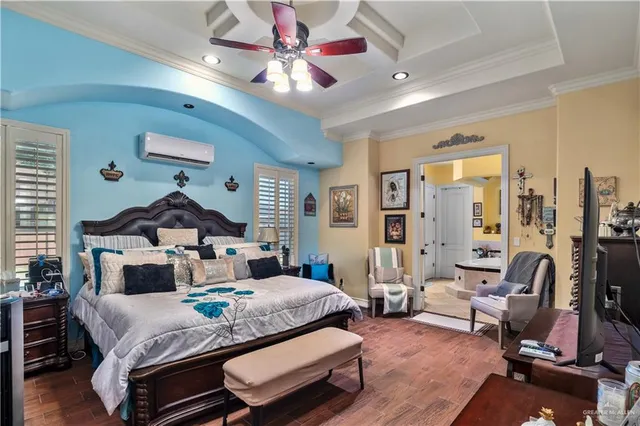 $469,000 | 406 West 14th Street, Weslaco, TX 78596