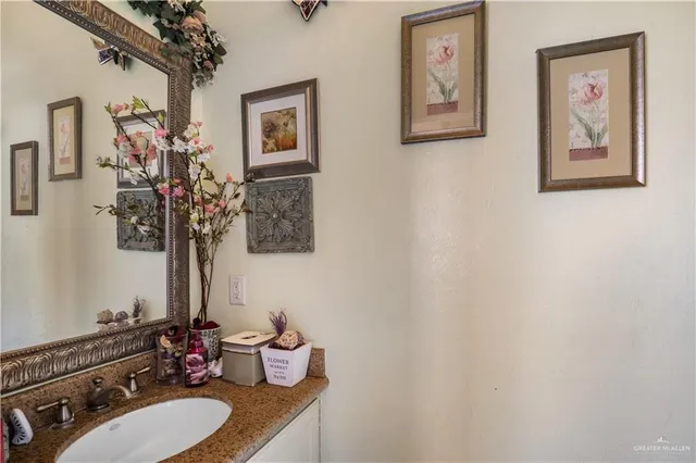 $469,000 | 406 West 14th Street, Weslaco, TX 78596