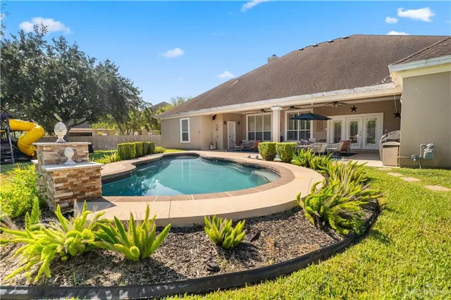 $469,000 | 406 West 14th Street, Weslaco, TX 78596