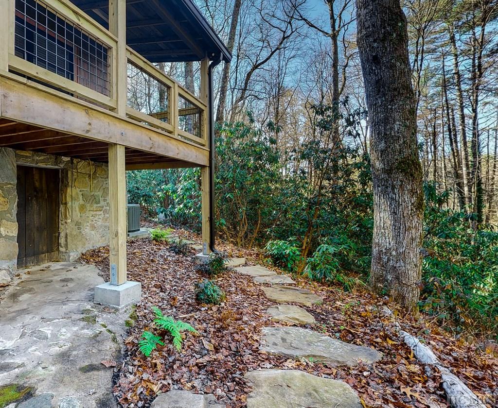 415 Foreman Road Highlands, NC 28741 - Photo 19 of 40 Gallery Image 19